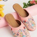 Floral Embroidered Jaipuri Jutti