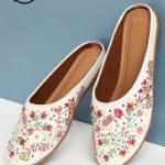 Floral Embroidered Jaipuri Jutti