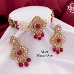 Classic Pearl Necklace Set