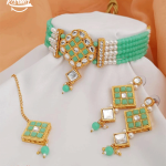 Mint Crystal Pearl Necklace Set